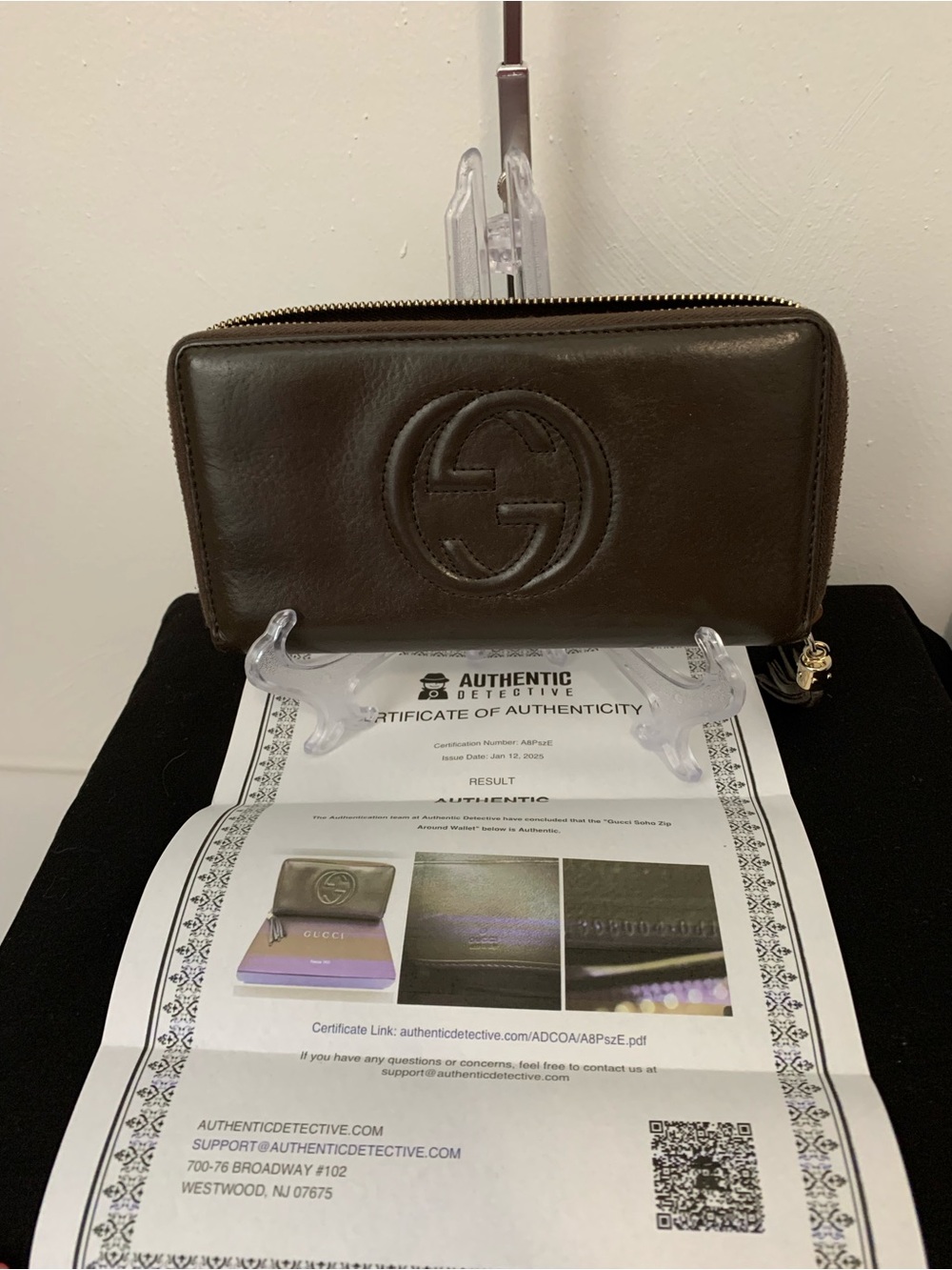 Gucci Brown Zip Around Leather Wallet with Embossed Logo-COA included